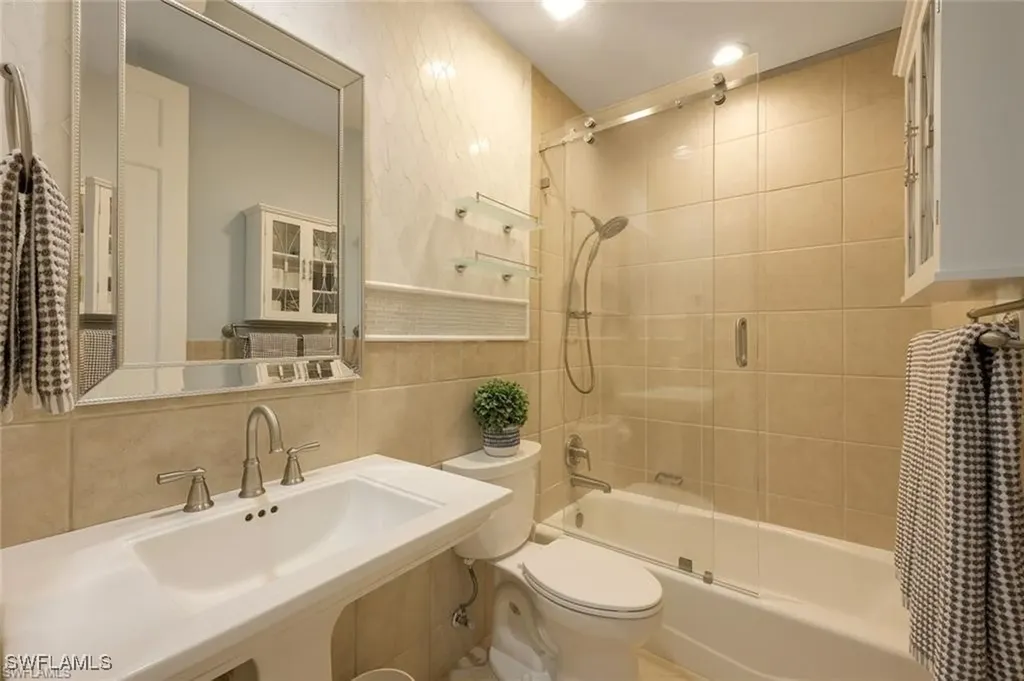 269 Colonade Circle Naples FL 34103