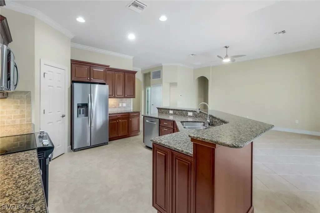 10555 Yorkstone Drive Bonita Springs FL 34135