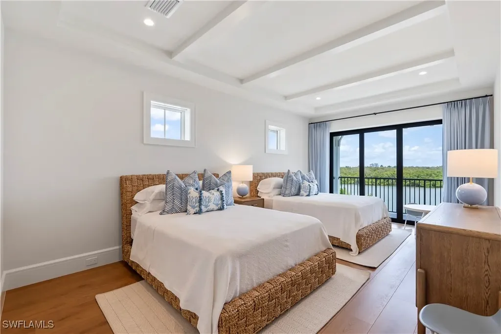 2375 Snook Drive Naples FL 34102