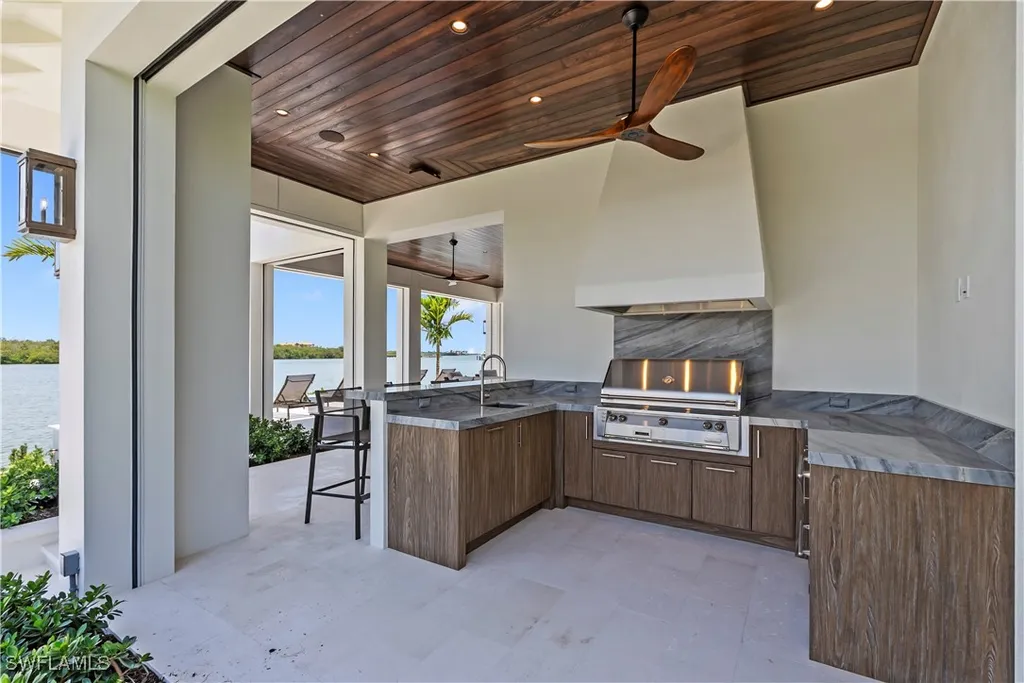 2375 Snook Drive Naples FL 34102