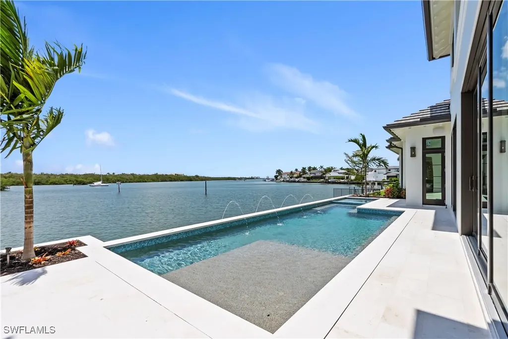 2375 Snook Drive Naples FL 34102