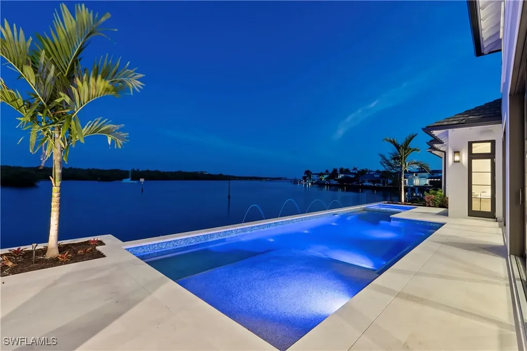 2375 Snook Drive Naples FL 34102