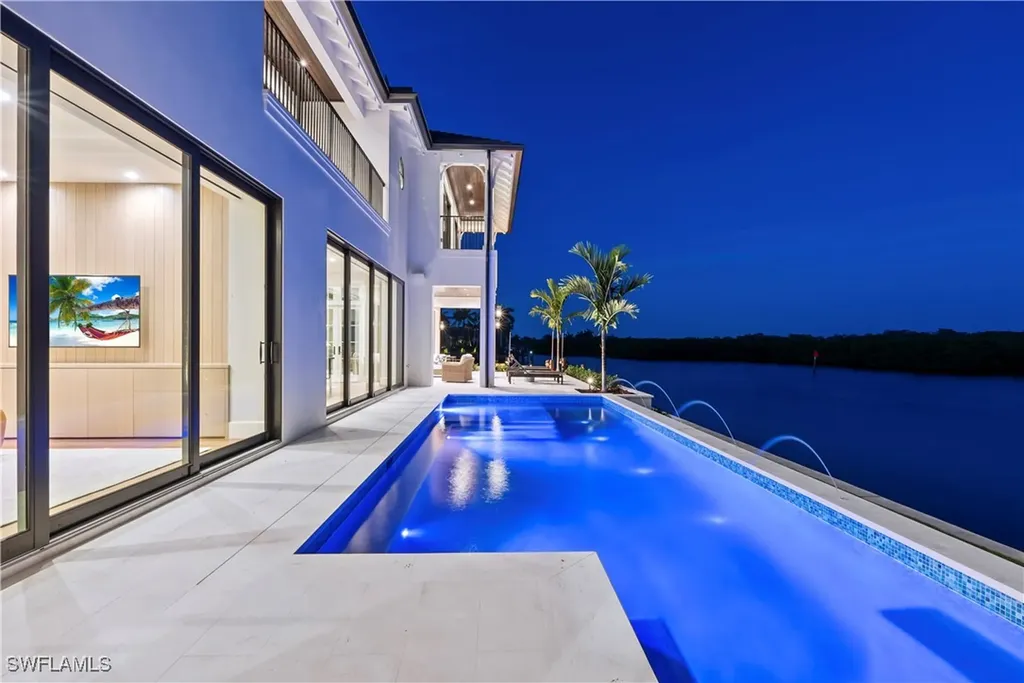 2375 Snook Drive Naples FL 34102