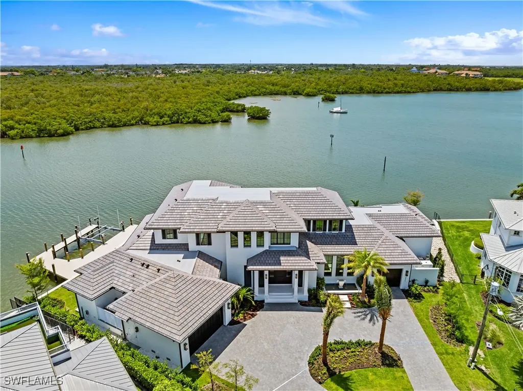 2375 Snook Drive Naples FL 34102