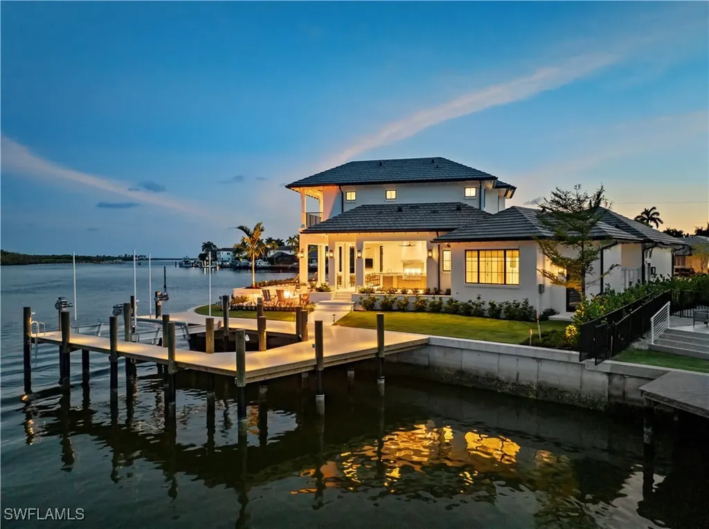 2375 Snook Drive Naples FL 34102