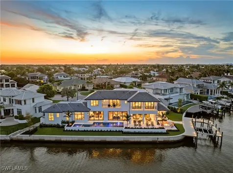 2375 Snook Drive Naples FL 34102