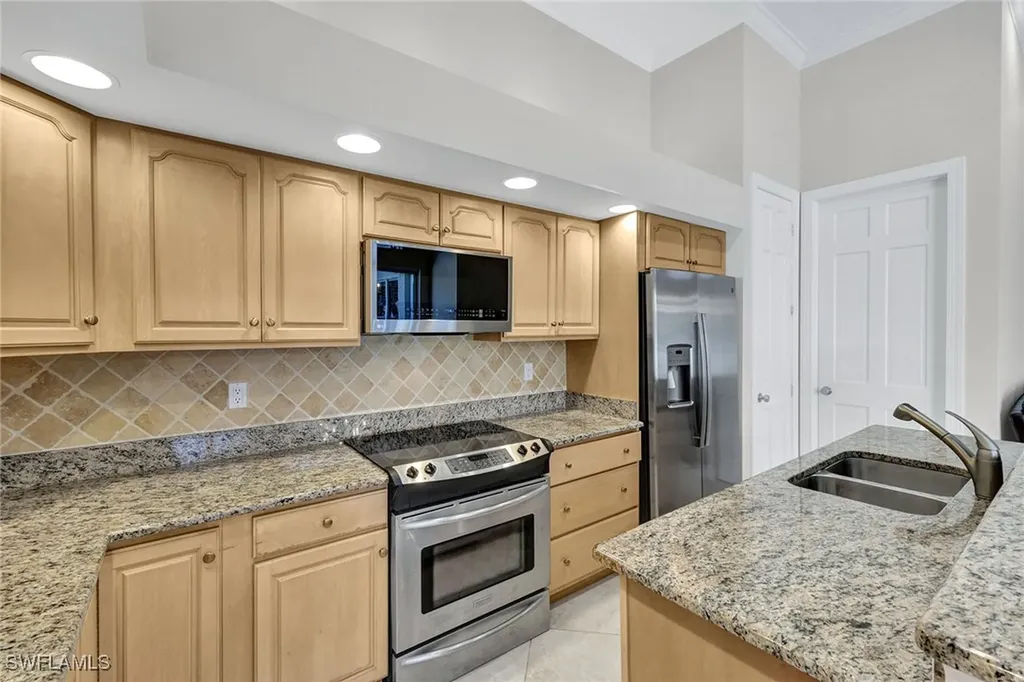 27568 Riverbank Drive Bonita Springs FL 34134