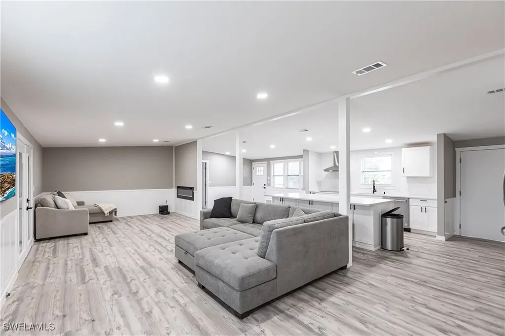 19750 Frenchmans Court North Fort Myers FL 33903