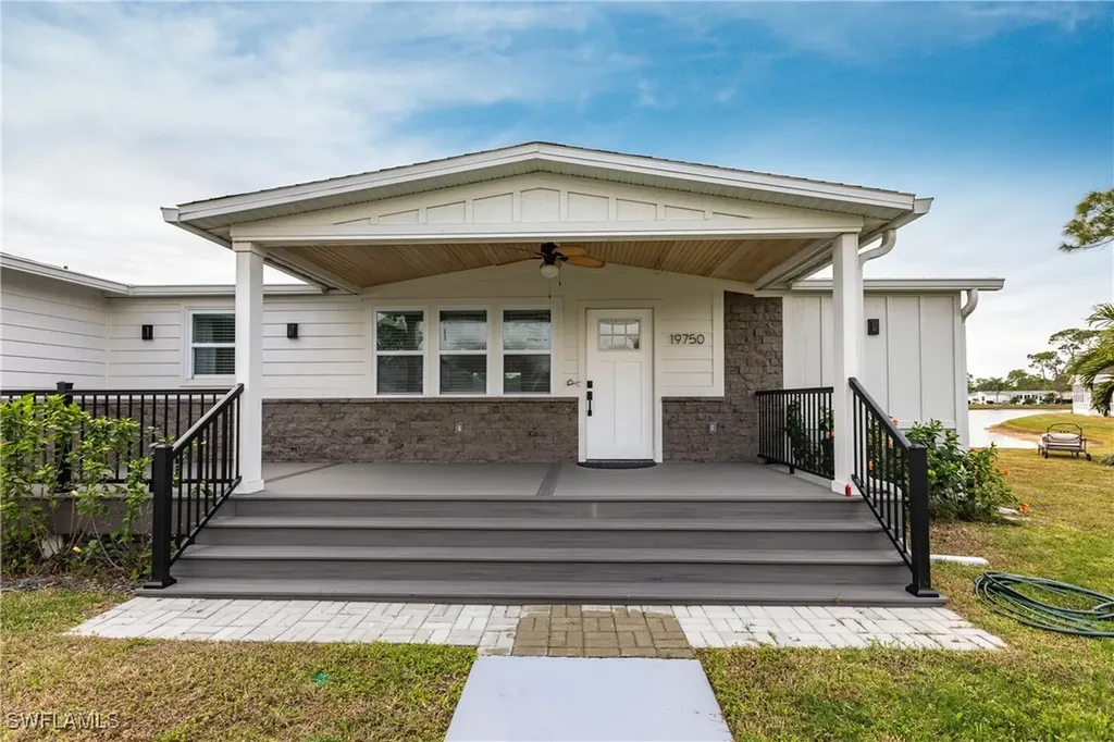 19750 Frenchmans Court North Fort Myers FL 33903