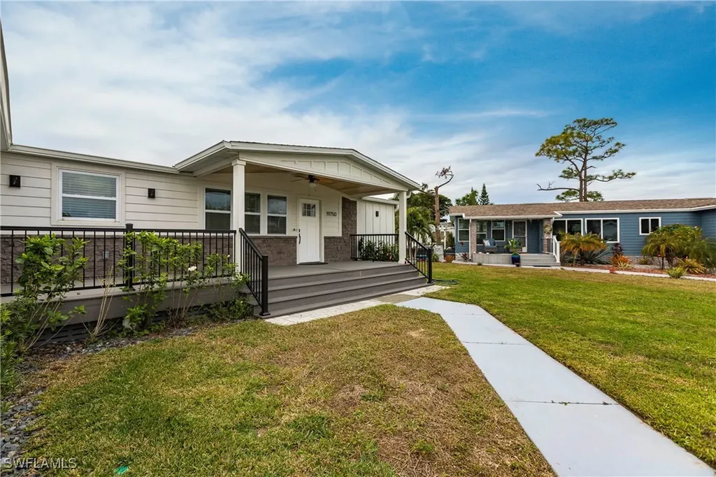 19750 Frenchmans Court North Fort Myers FL 33903