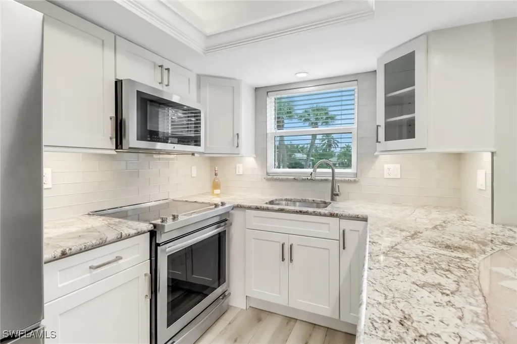 1549 Sandpiper Street Naples FL 34102