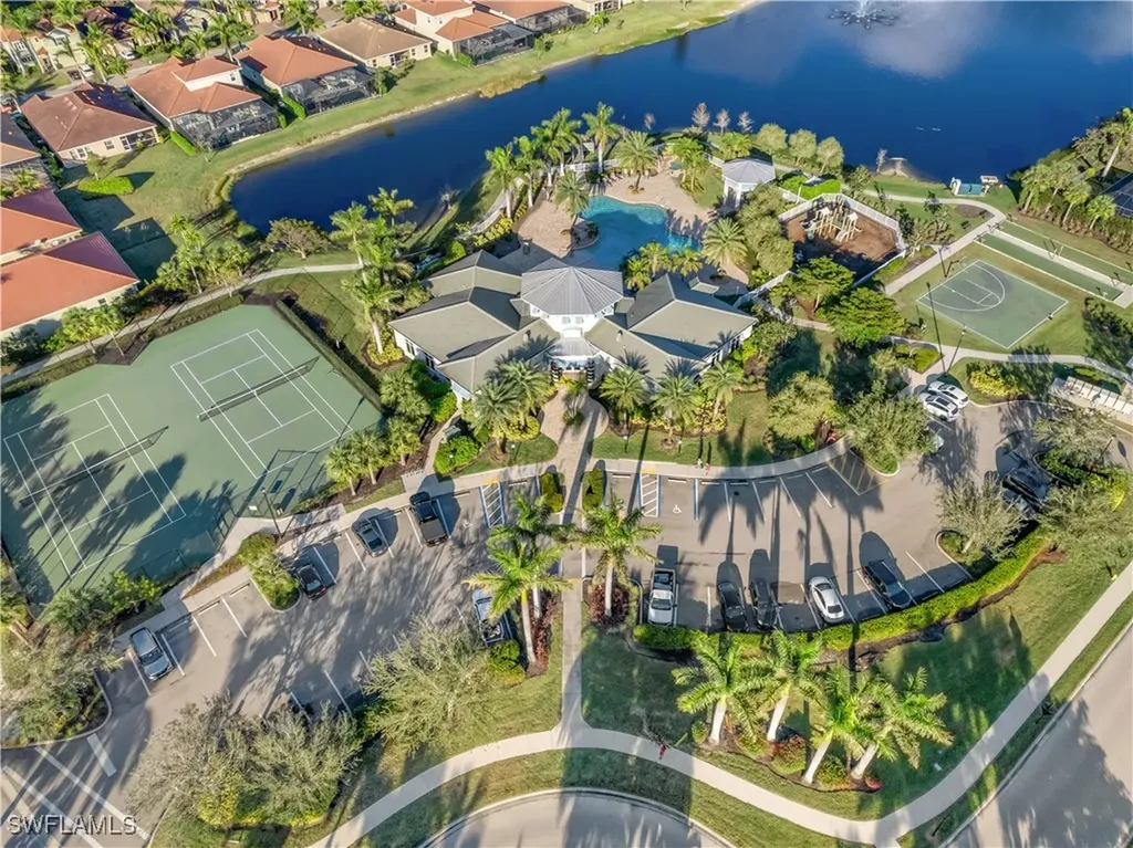 4039 Ashentree Court Fort Myers FL 33916
