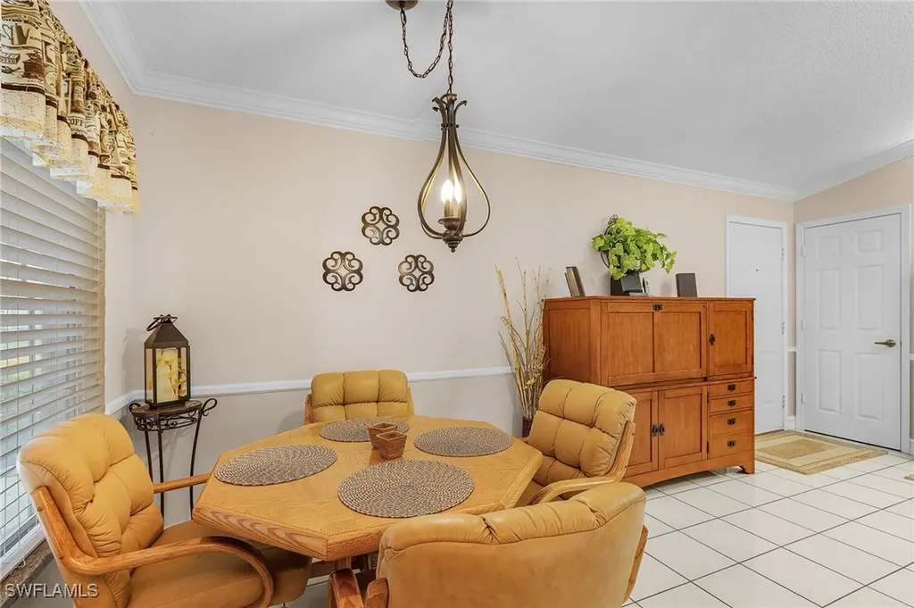 932 Marblehead Drive Naples FL 34104
