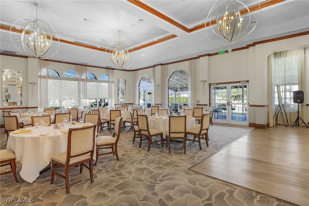 932 Marblehead Drive Naples FL 34104