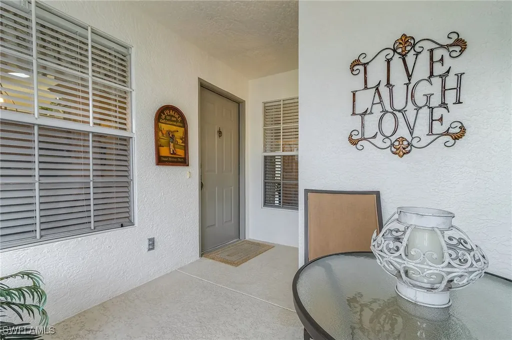932 Marblehead Drive Naples FL 34104