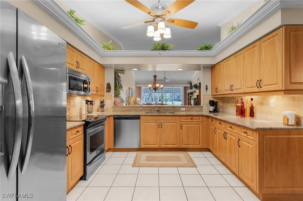 932 Marblehead Drive Naples FL 34104