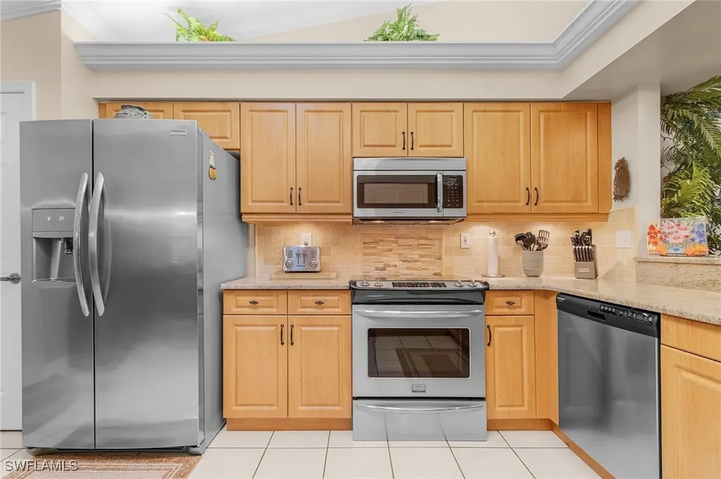 932 Marblehead Drive Naples FL 34104