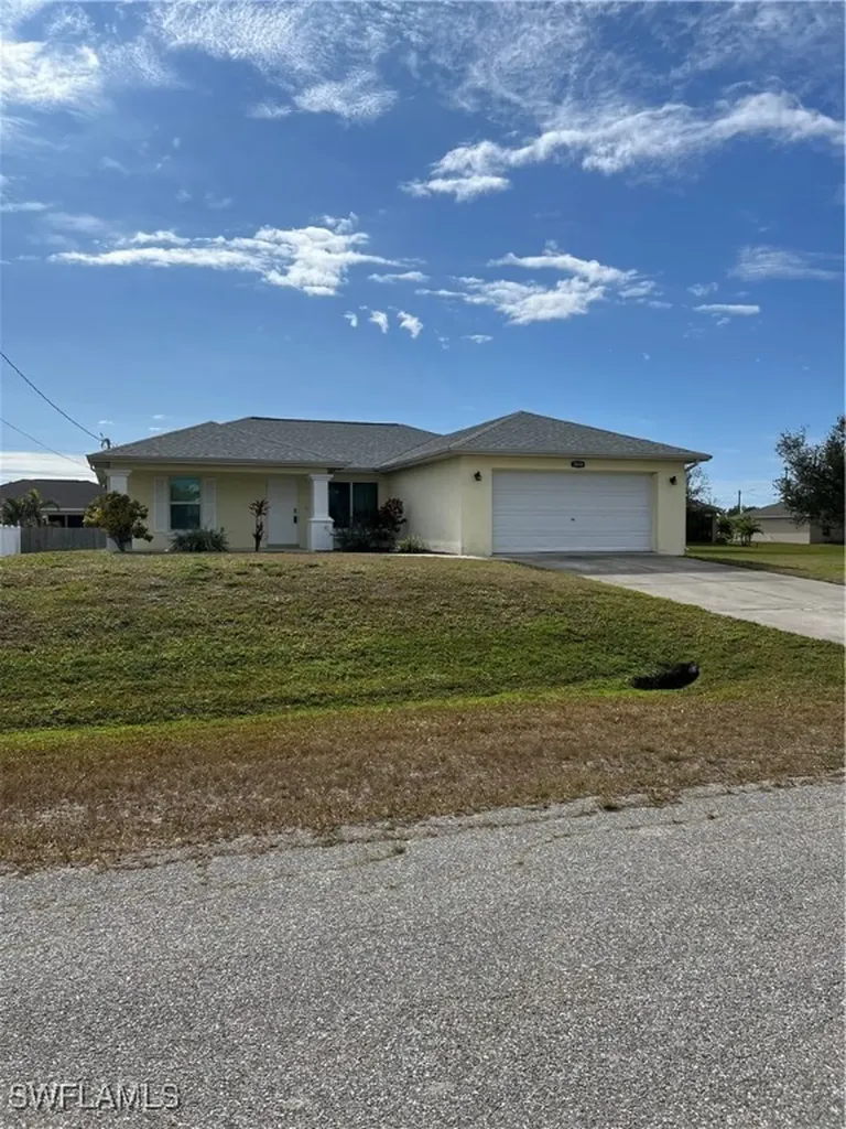 2830 NW 3rd Street Cape Coral FL 33993