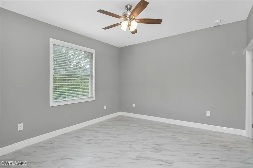 113-115 Gilbert Avenue S Lehigh Acres FL 33973