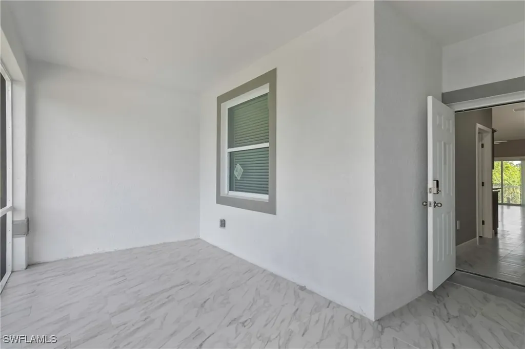 113-115 Gilbert Avenue S Lehigh Acres FL 33973