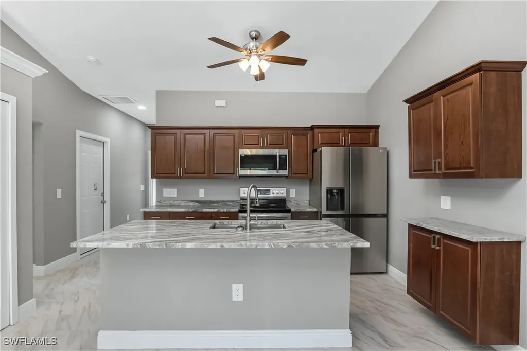 113-115 Gilbert Avenue S Lehigh Acres FL 33973