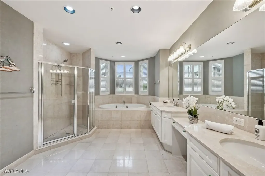 4021 Gulf Shore Boulevard N Naples FL 34103