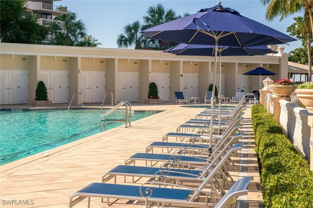 4021 Gulf Shore Boulevard N Naples FL 34103