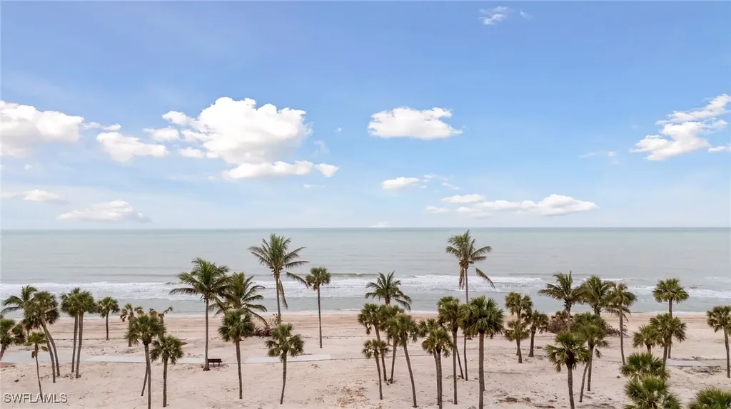 4021 Gulf Shore Boulevard N Naples FL 34103