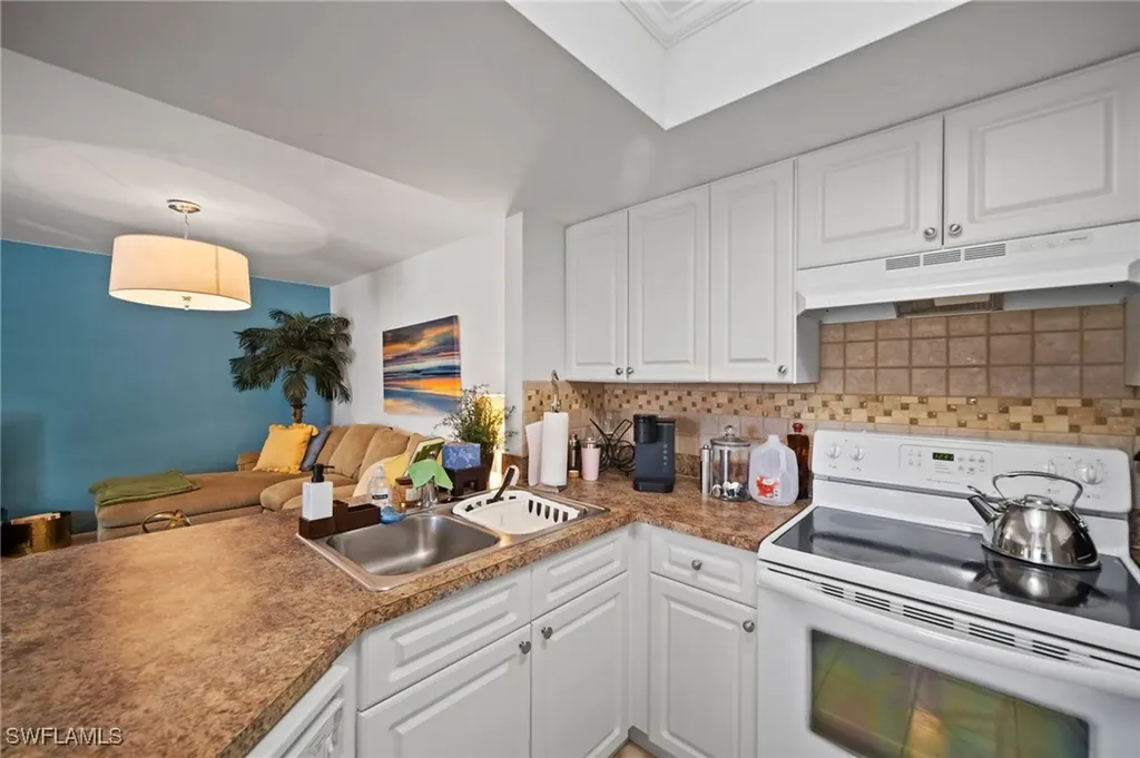 3140 Seasons Way Estero FL 33928