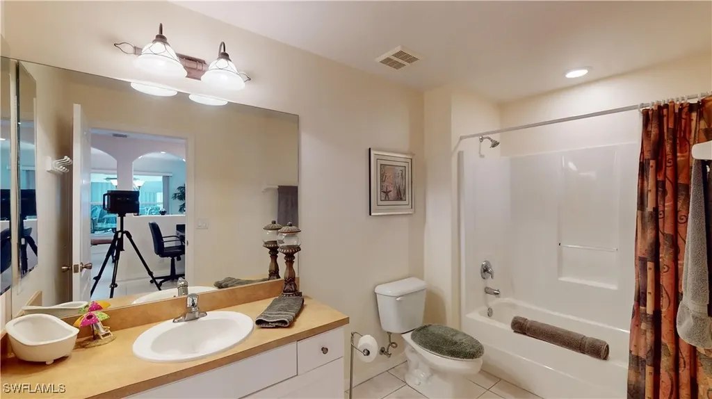 2607 NW 1st Street Cape Coral FL 33993