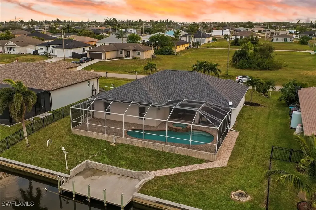 2607 NW 1st Street Cape Coral FL 33993