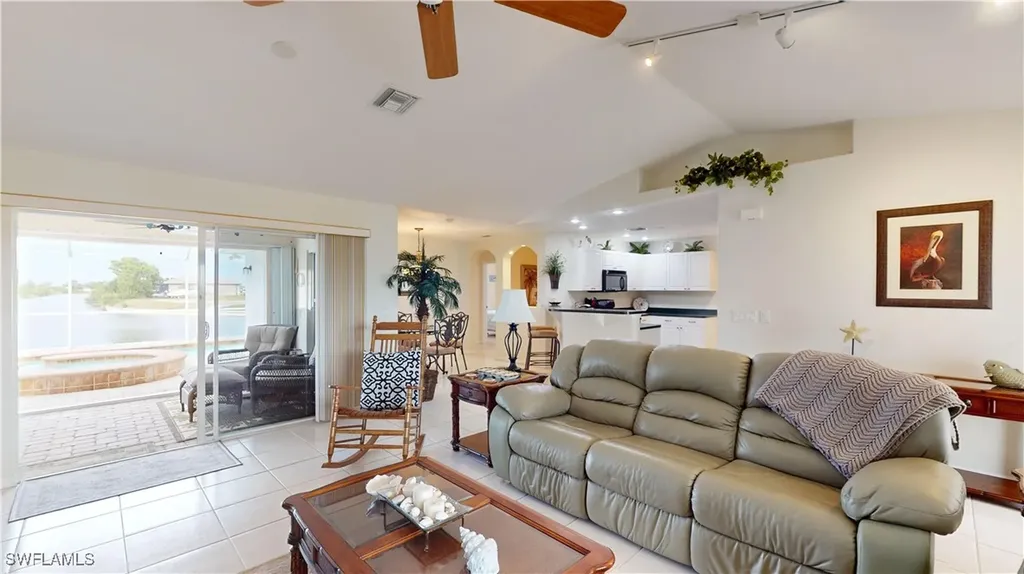 2607 NW 1st Street Cape Coral FL 33993