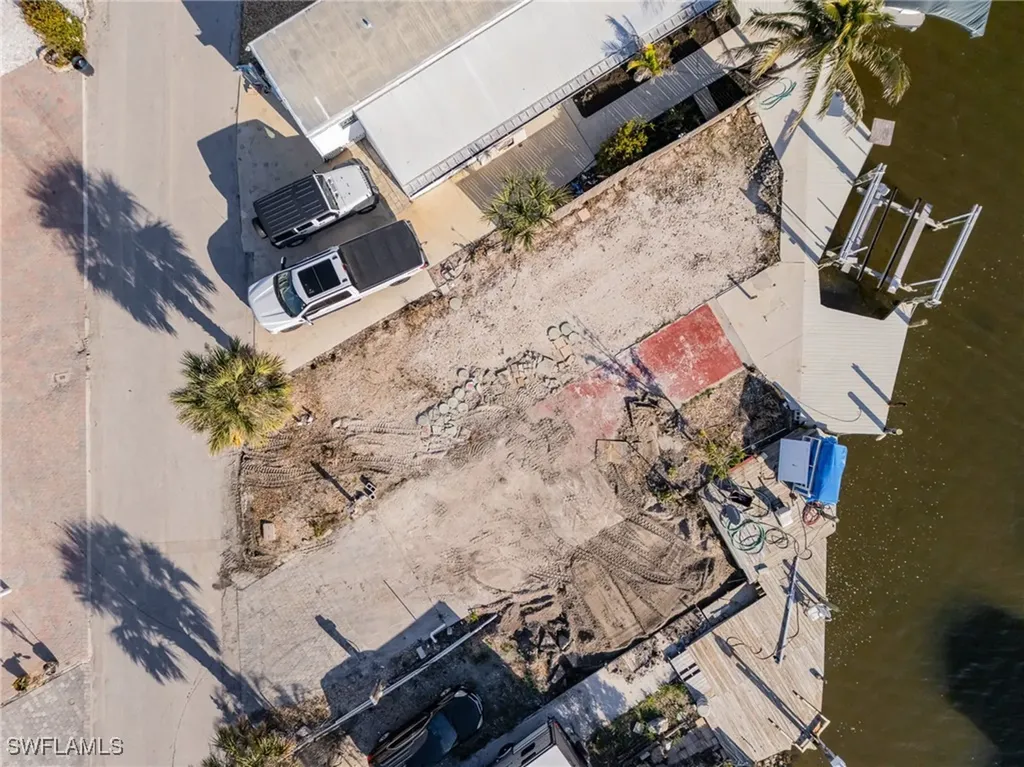 68 Emily Lane Fort Myers Beach FL 33931