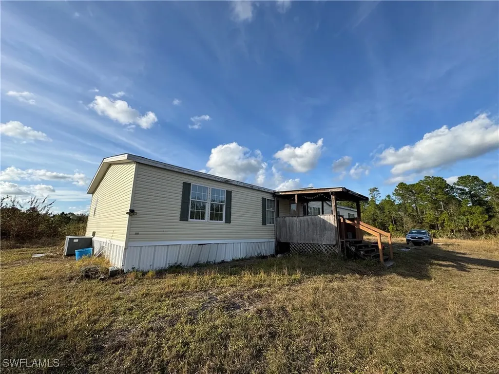 2380 Frangipani Avenue Naples FL 34117