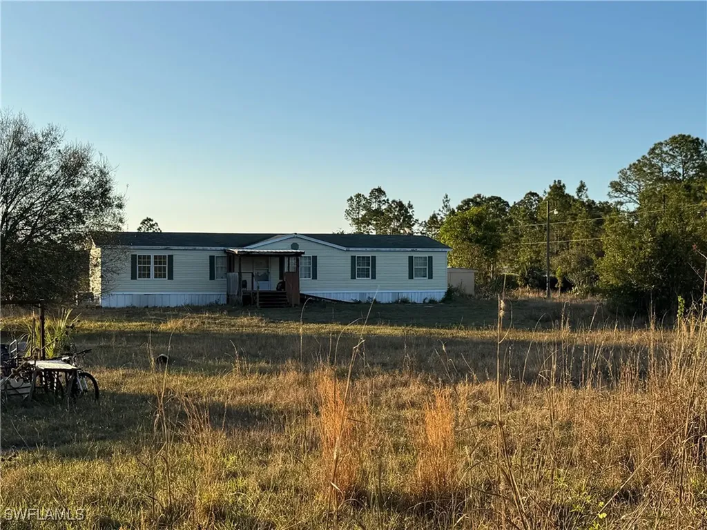 2380 Frangipani Avenue Naples FL 34117