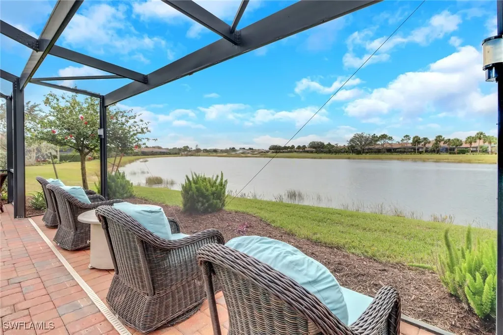 12605 Fenhurst Way Naples FL 34120