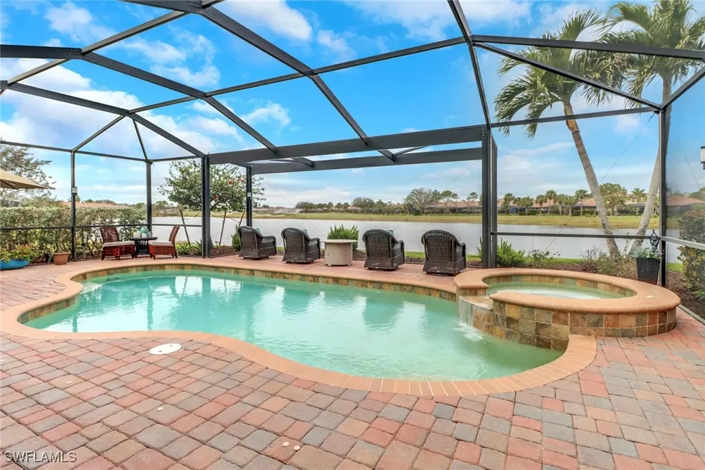 12605 Fenhurst Way Naples FL 34120