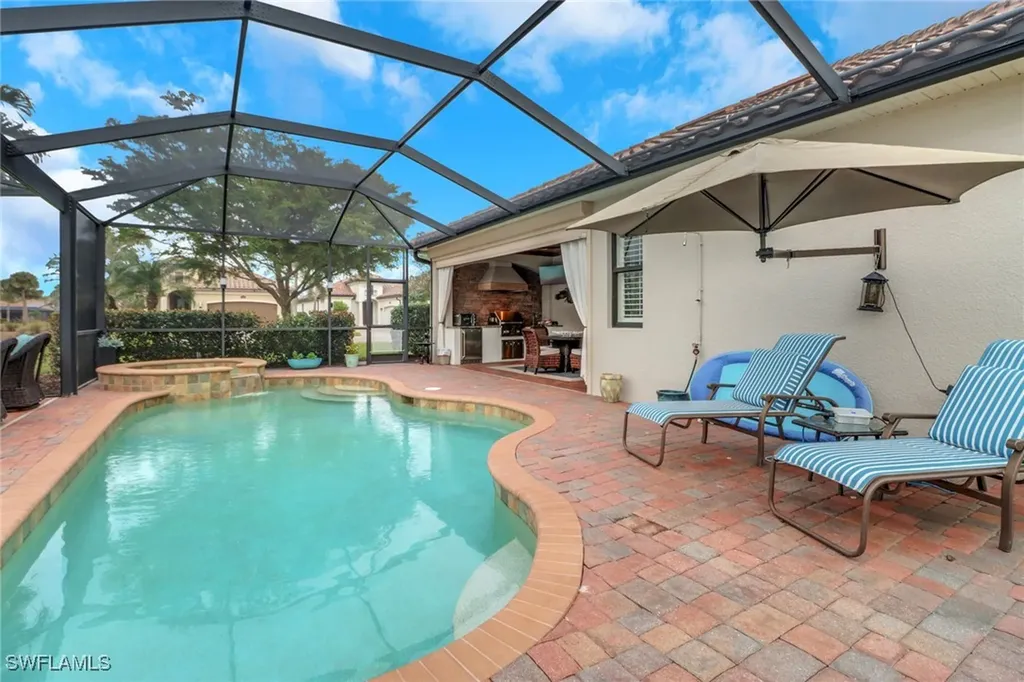 12605 Fenhurst Way Naples FL 34120