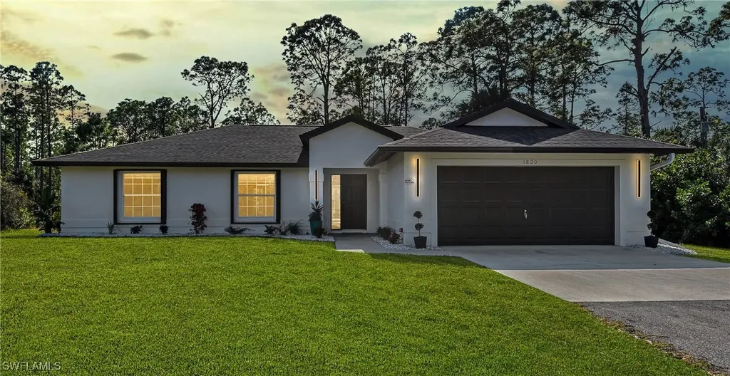 1820 20th Avenue NE Naples FL 34120