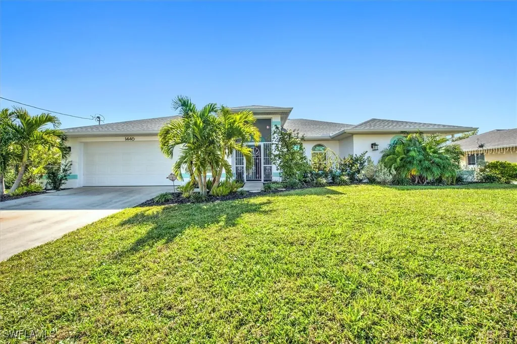 1446 SE 18th Street Cape Coral FL 33990