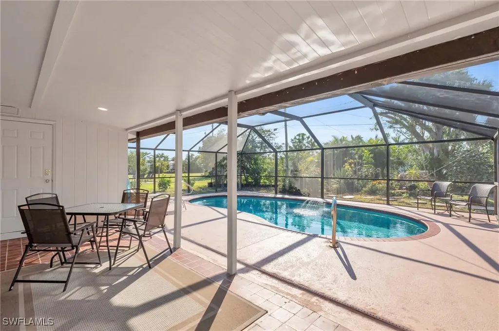 5230 Sunnybrook Court Cape Coral FL 33904