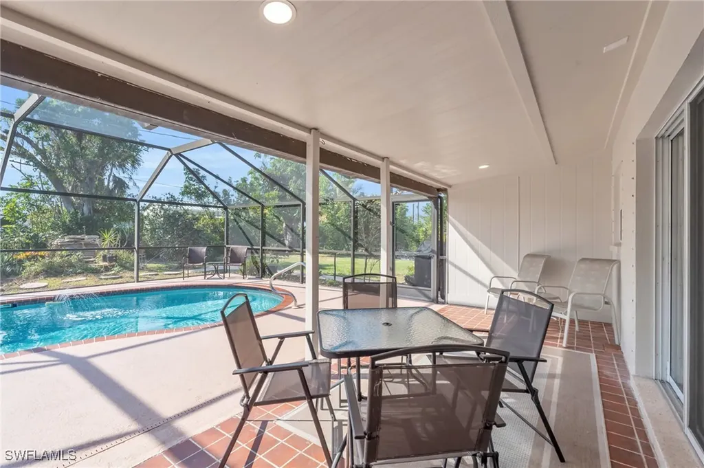 5230 Sunnybrook Court Cape Coral FL 33904