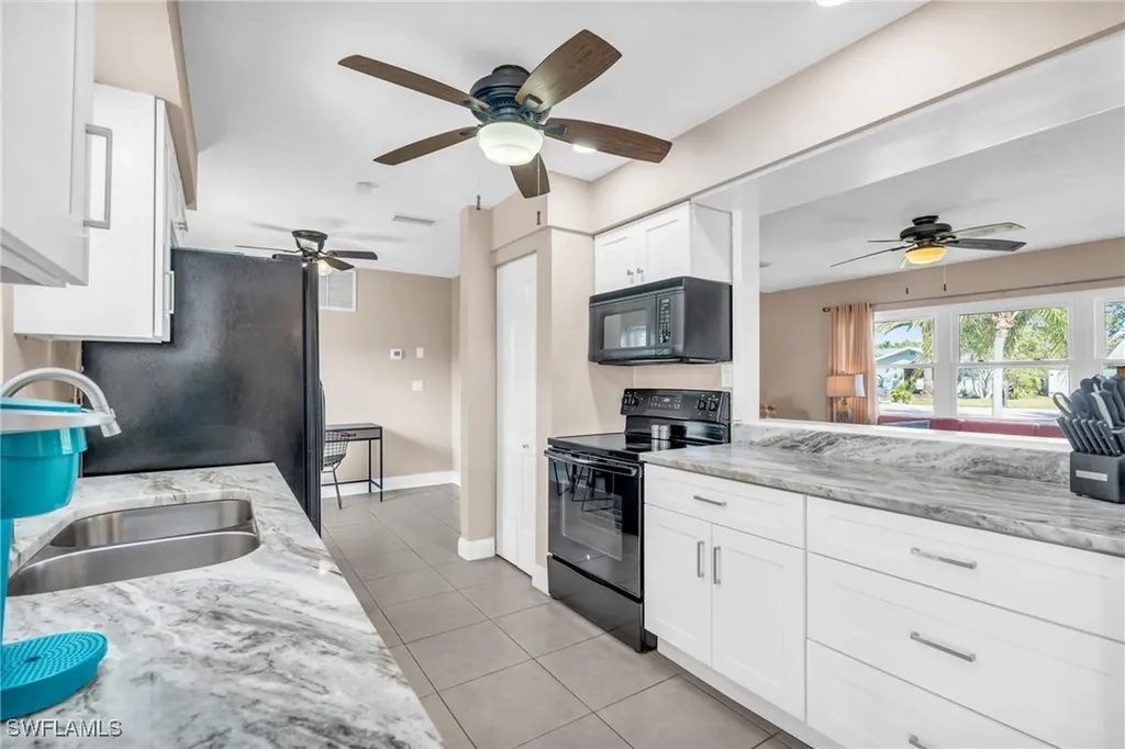 5230 Sunnybrook Court Cape Coral FL 33904