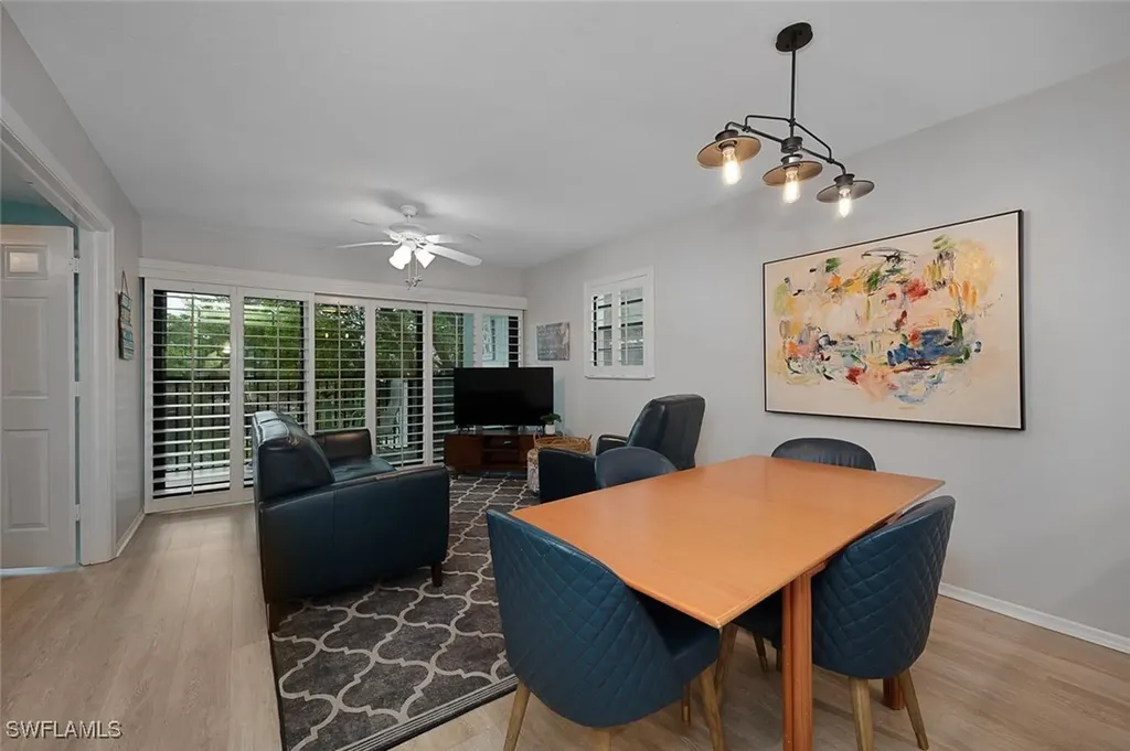 600 Neapolitan Way Naples FL 34103