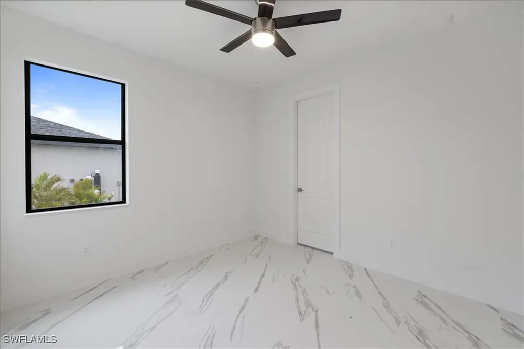 4113 NW 22nd Street Cape Coral FL 33993