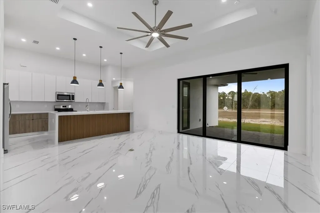 4113 NW 22nd Street Cape Coral FL 33993