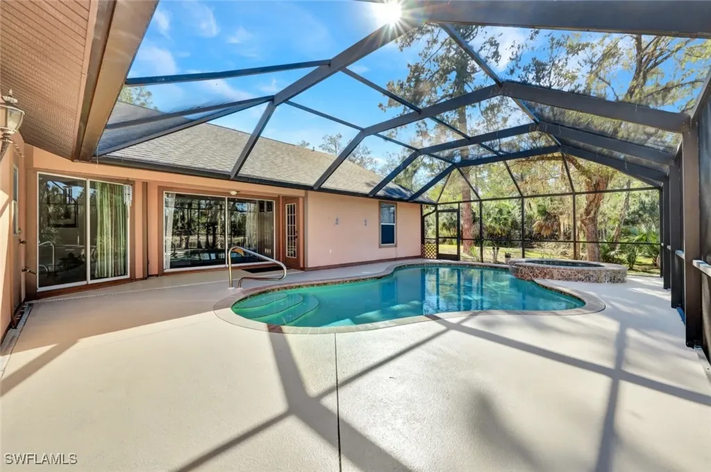 825 23rd Street SW Naples FL 34117