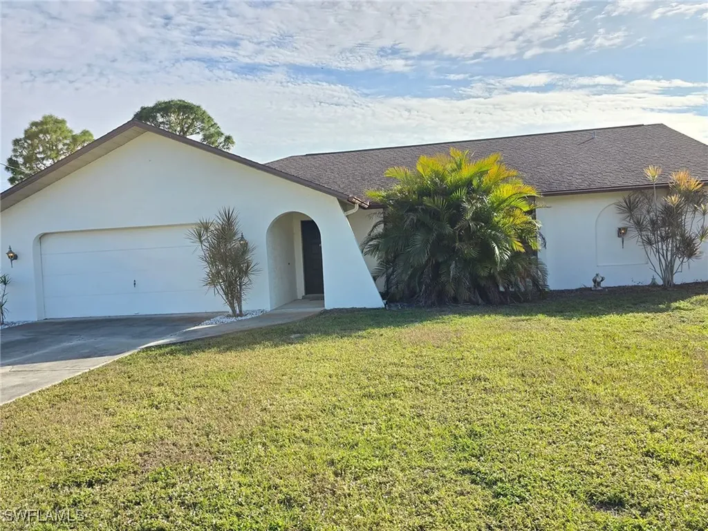 622 SW 15th Street Cape Coral FL 33991