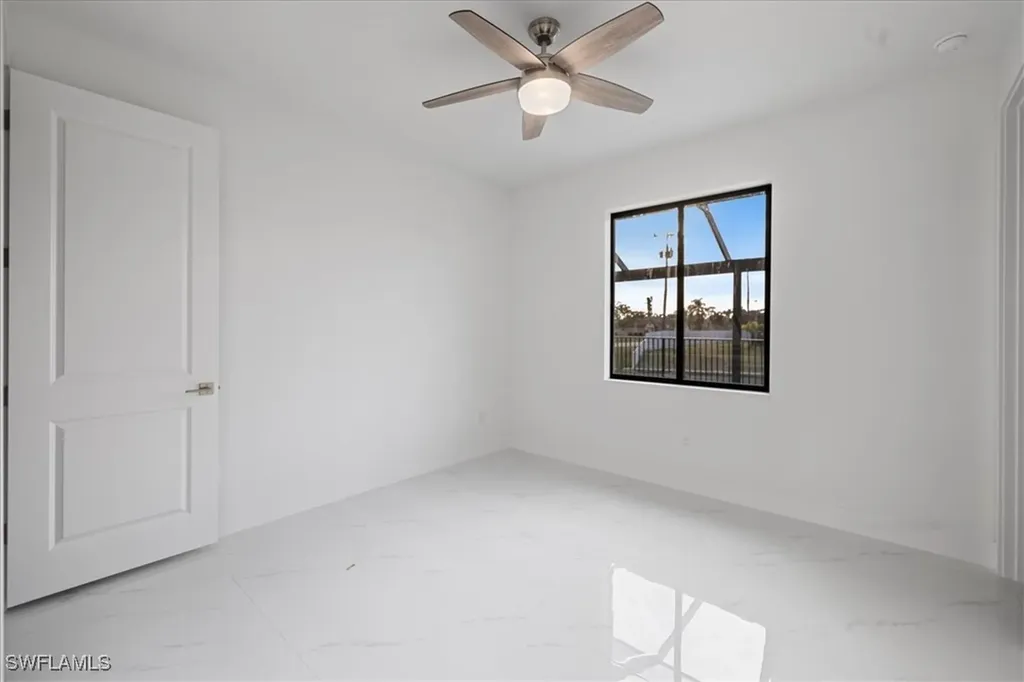 1928 SW 8th Place Cape Coral FL 33991