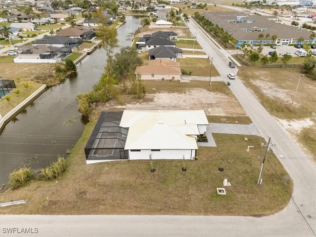 1928 SW 8th Place Cape Coral FL 33991